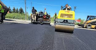 Best Asphalt Driveway Installation  in Elkins Rk, PA